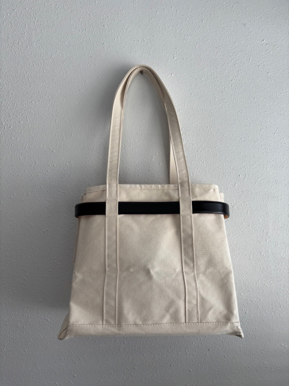 L.L. Bean x Tibi The Re-Imagined Boat and Tote Canvas Belt Bag - Picture 6 of 13